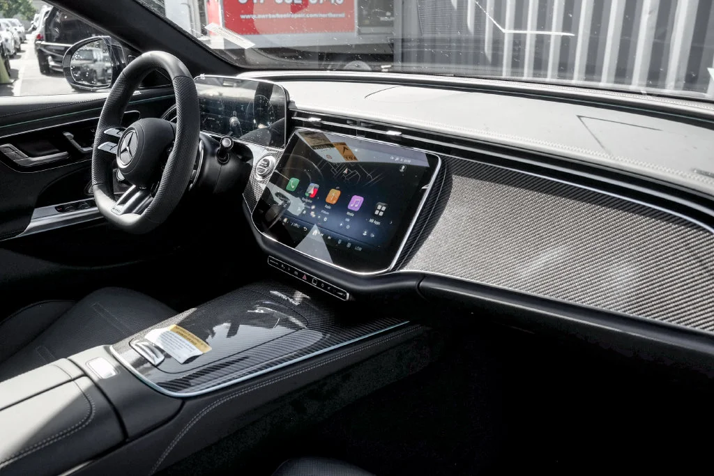 New 2027 MANUFAKTUR Alpine Grey Mercedes-Benz E 53 AMG® image 23