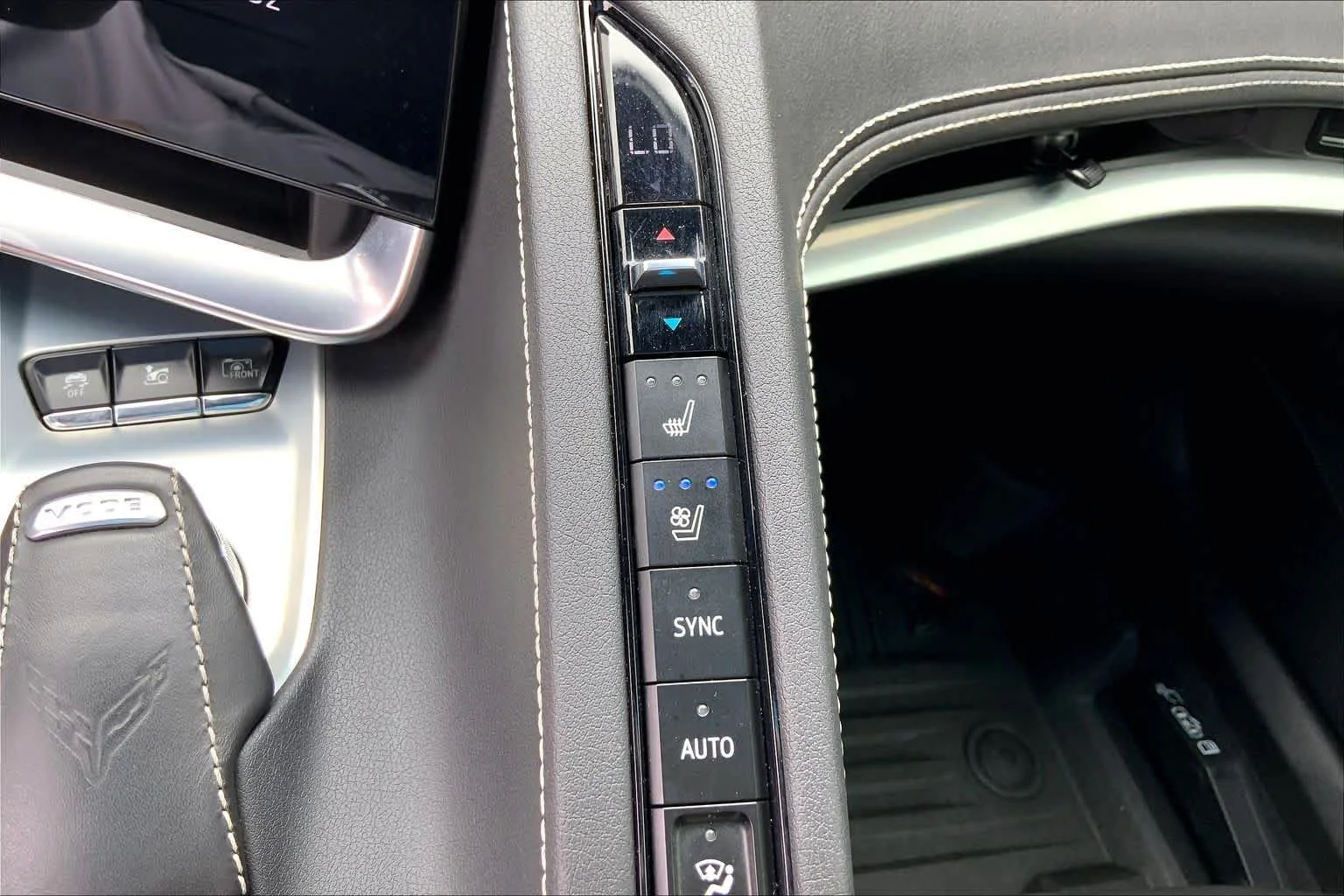 2021 Chevrolet Corvette 2LT - Photo 34