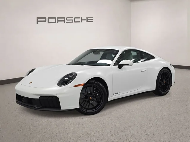 2026 Porsche 911 Carrera 4 GTS