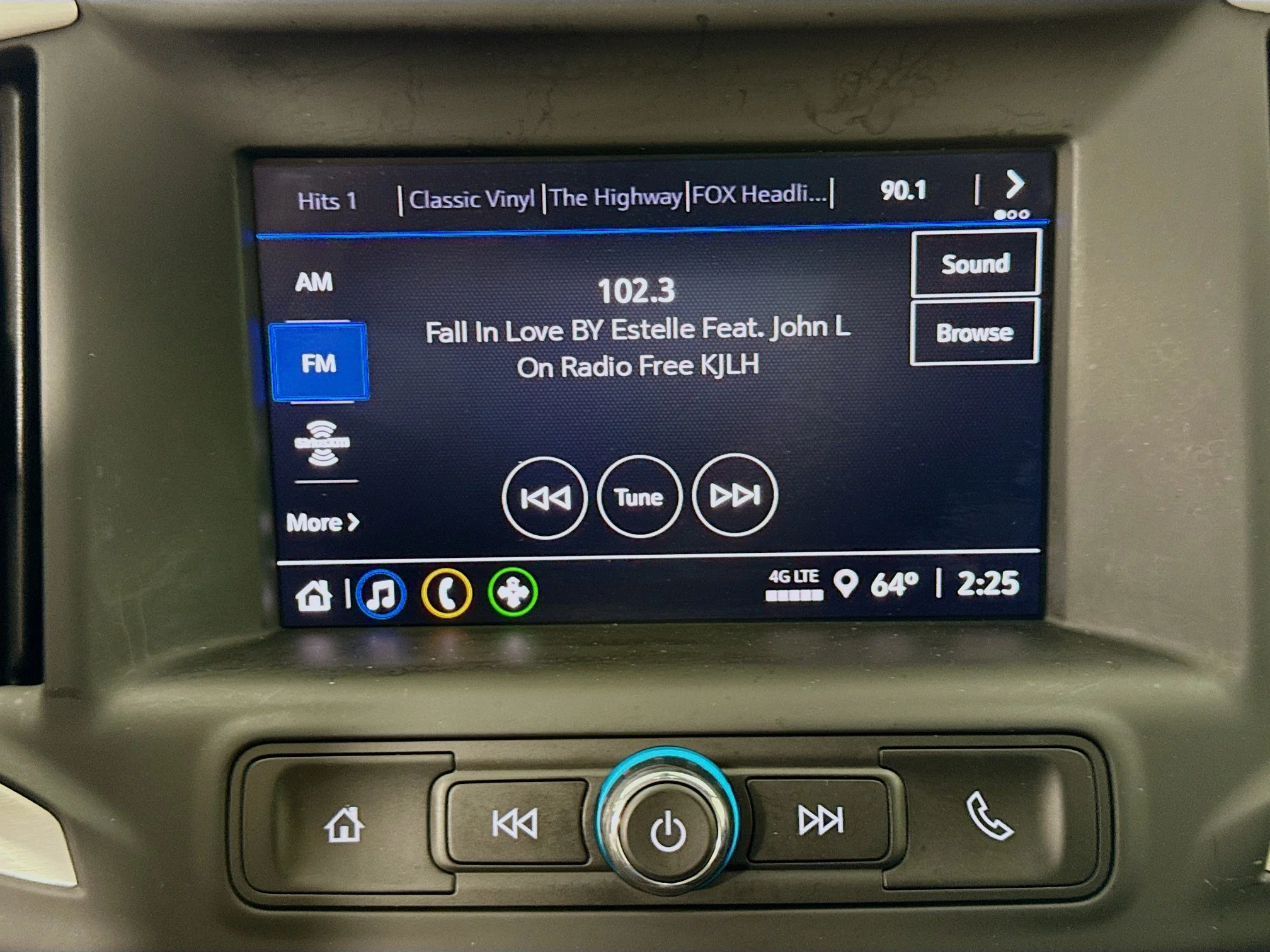 Used 2023 Ebony Twilight Metallic GMC SLE image 16