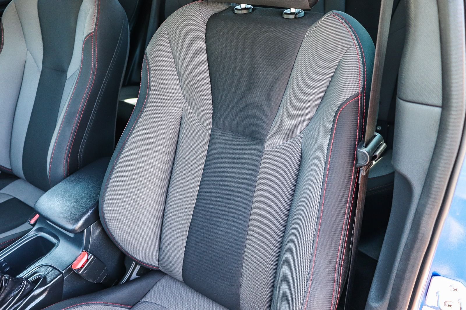 Used 2022 Blue Pearl Subaru Base image 31