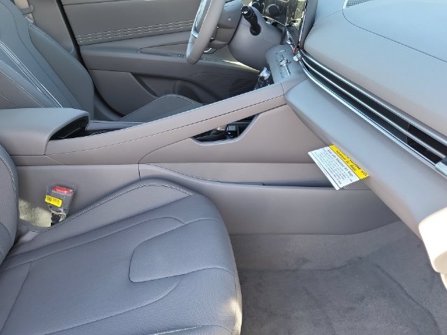 2024 Hyundai Elantra SEL - Photo 21
