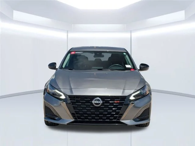 Used 2024 Gray Nissan 2.5 SR image 10
