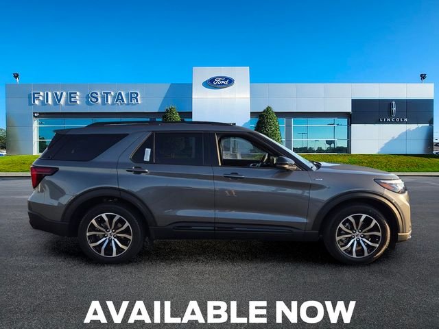 New 2026 Carbonized Gray Metallic Ford ST-Line image 9