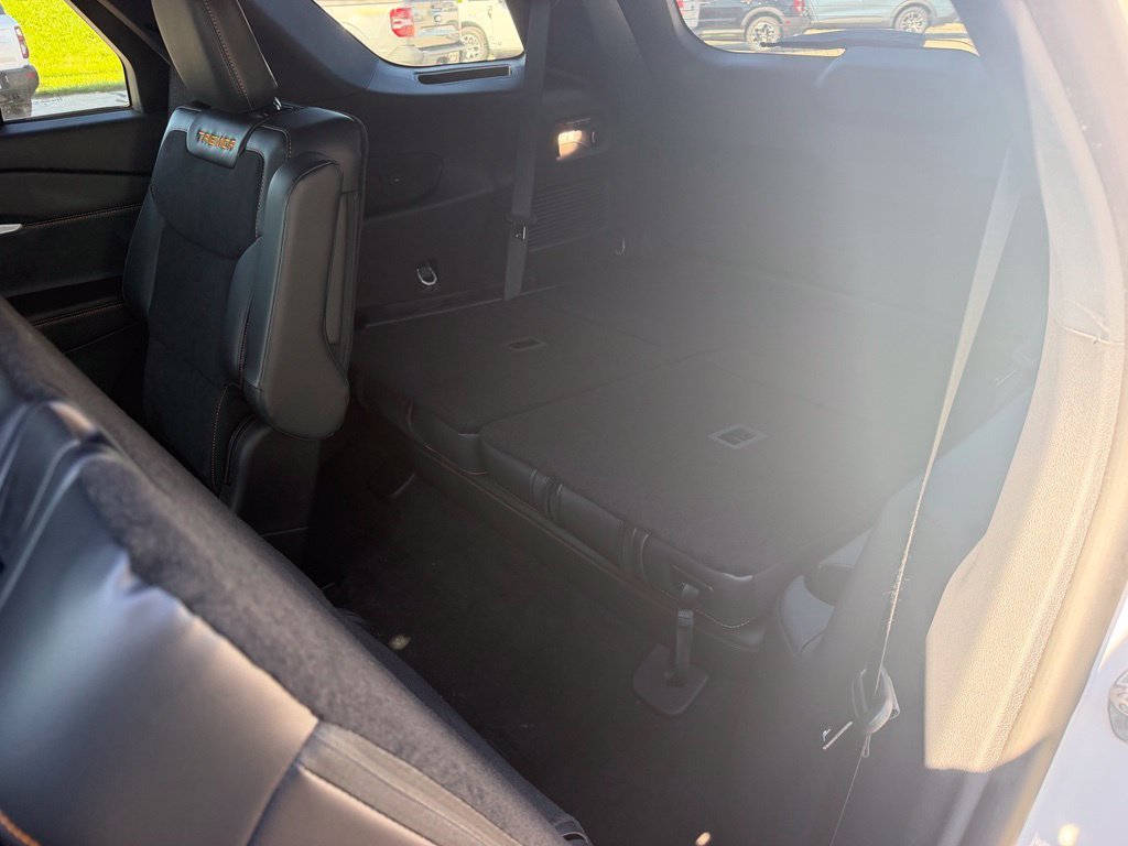 2026 Ford Explorer Tremor - Photo 14