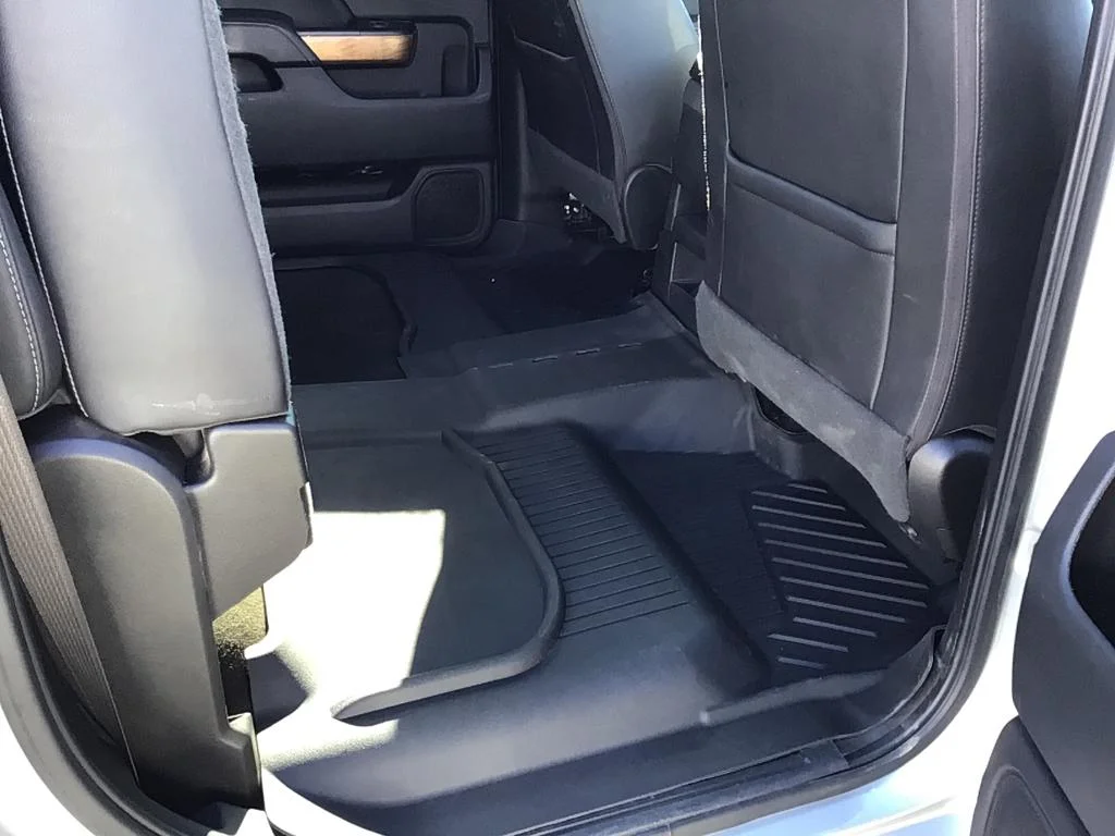 Used 2017 SILVER ICE METALLIC Chevrolet LTZ image 10