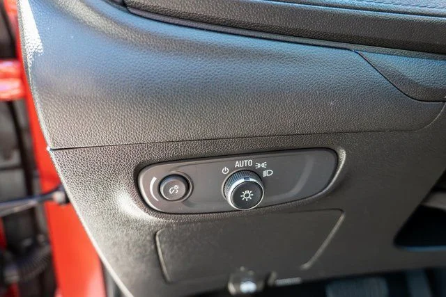 Used 2024 Red Buick Preferred image 20