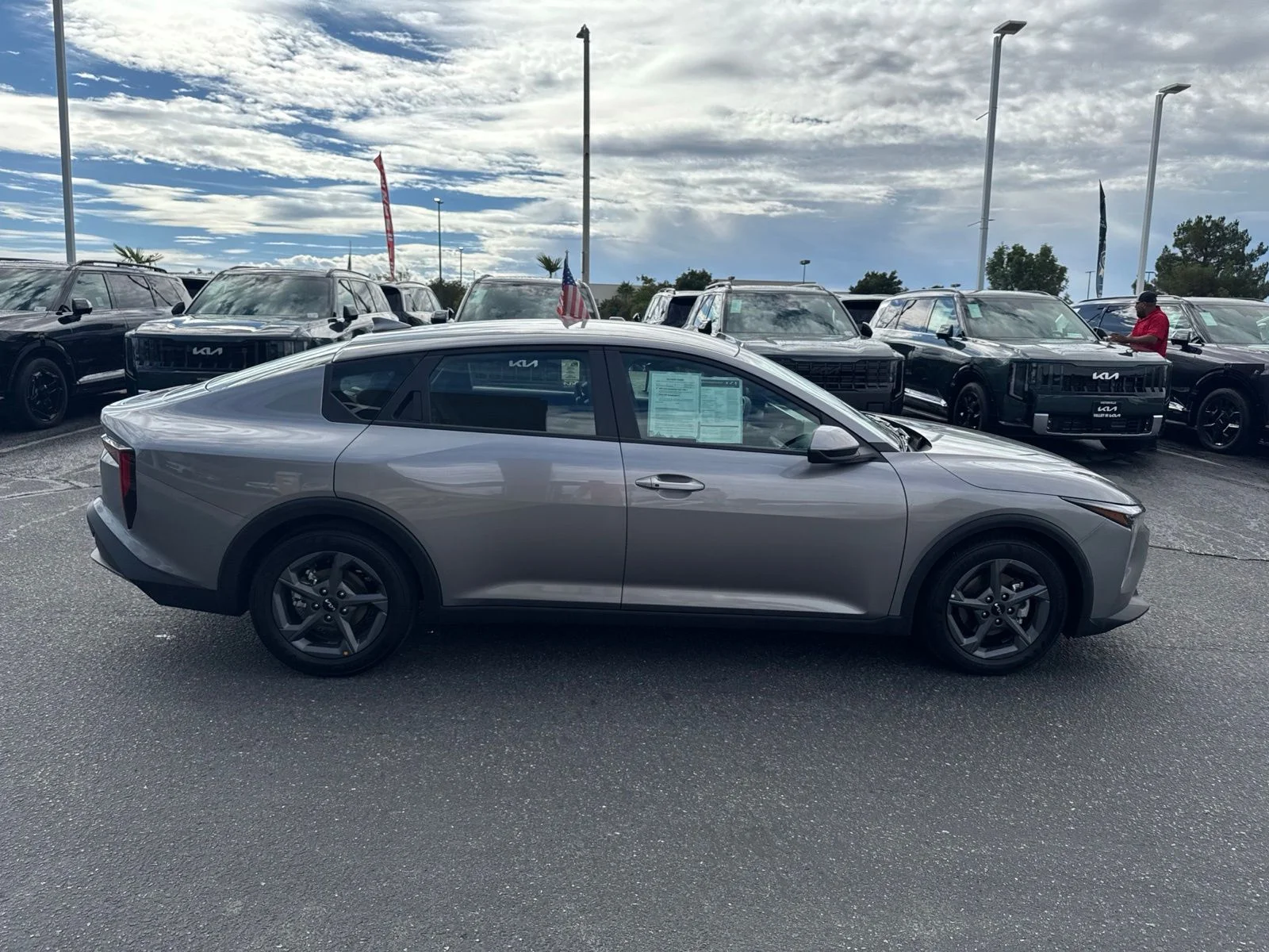 Used 2025 Steel Gray Kia LXS image 5
