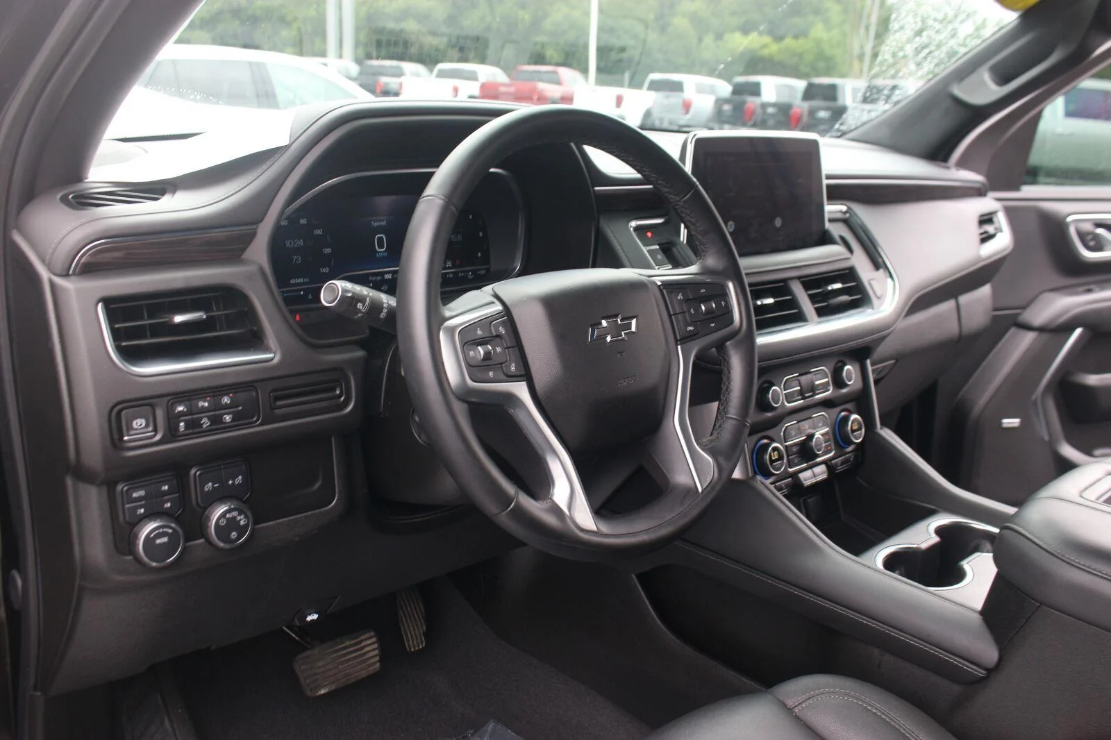 Used 2024 Black Chevrolet Z71 image 21