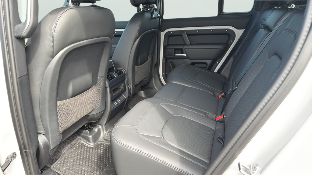 New 2026 Borasco Grey Land Rover X-Dynamic SE image 18