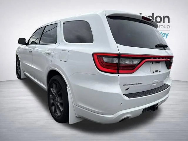 Used 2018 White Knuckle Clearcoat Dodge R/T image 10