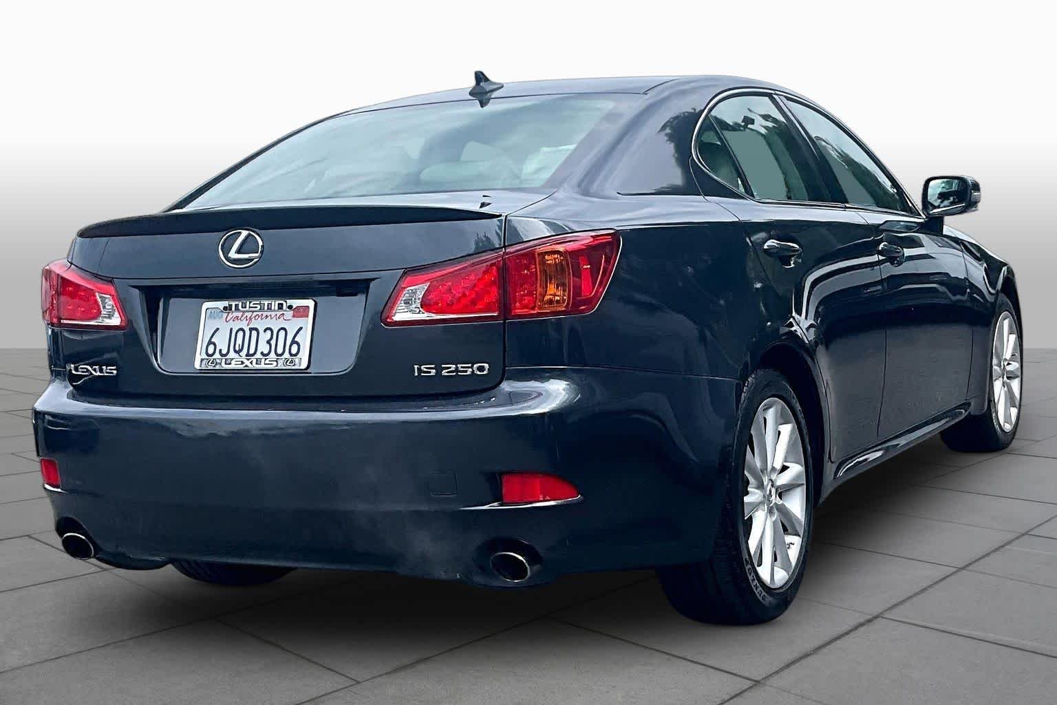 Used 2009 Smoky Granite Mica Lexus  image 12