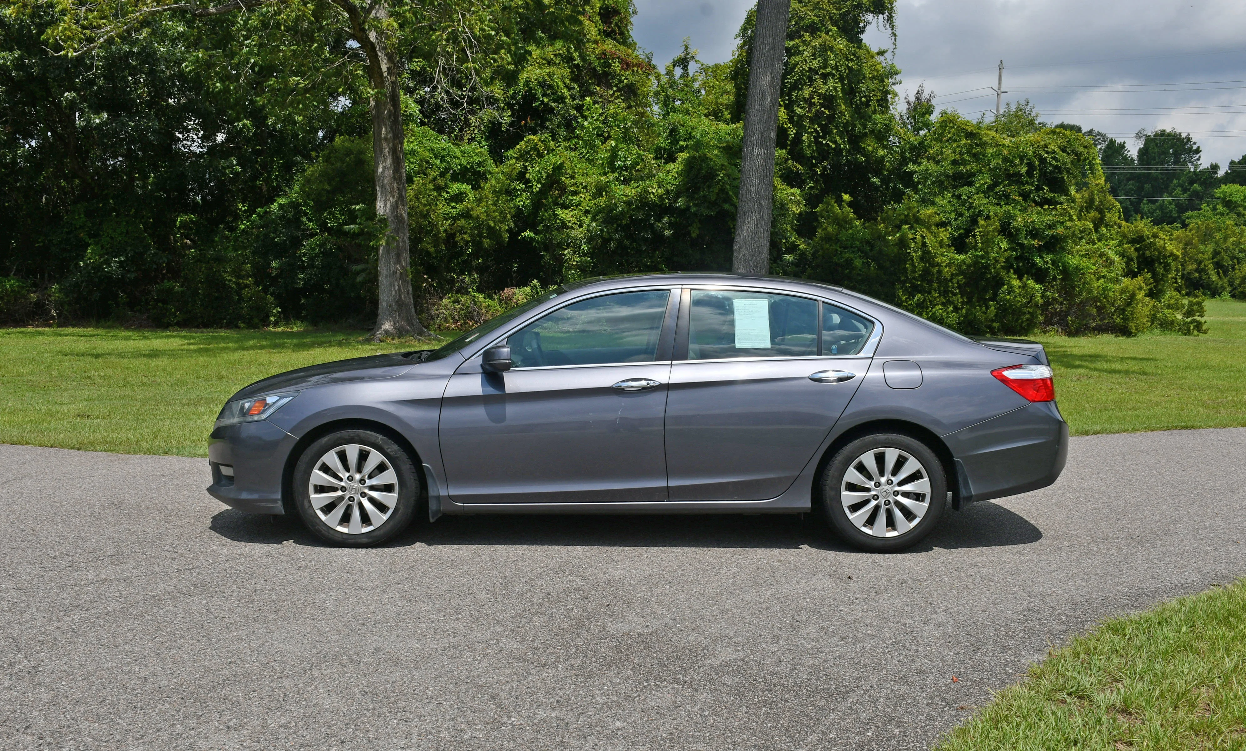 Used 2015 Gray Honda EX image 2