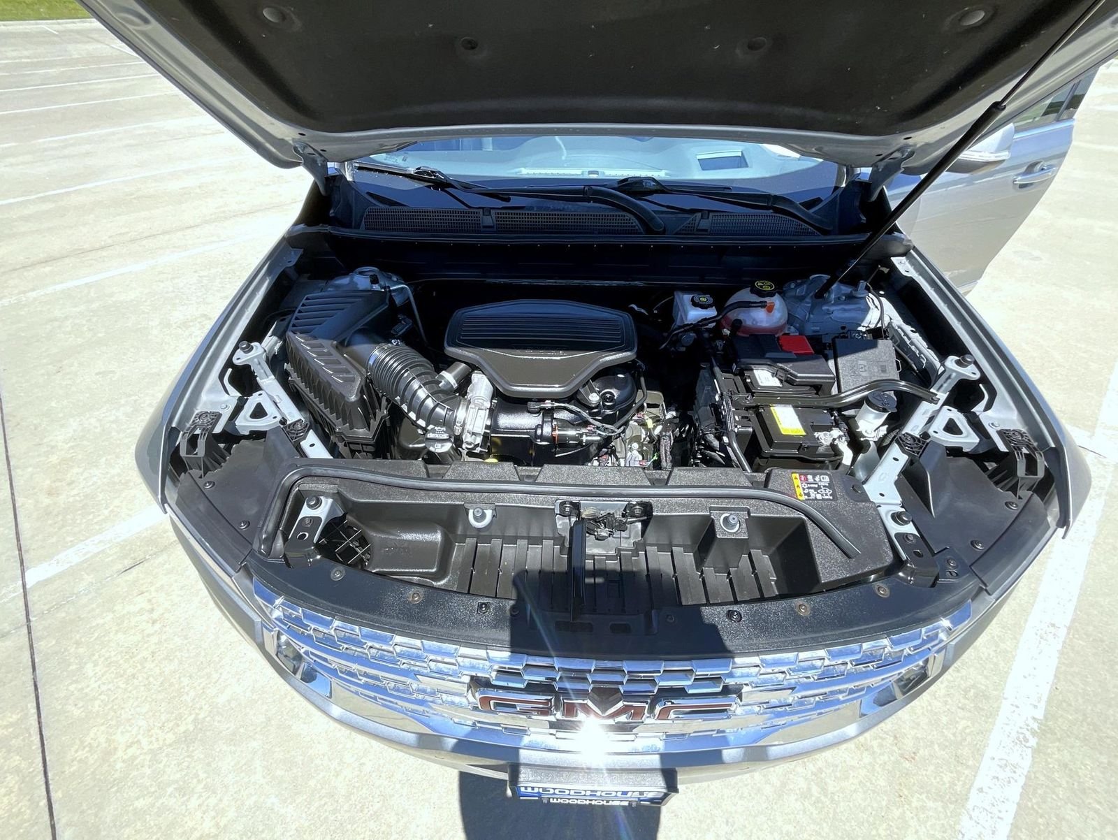 Used 2023 Silver GMC Denali image 26