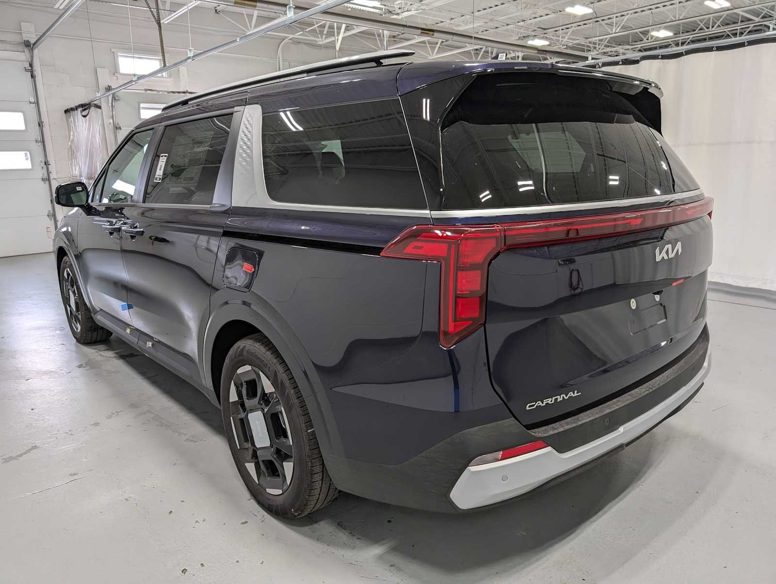 2026 Kia Carnival EX - Photo 10