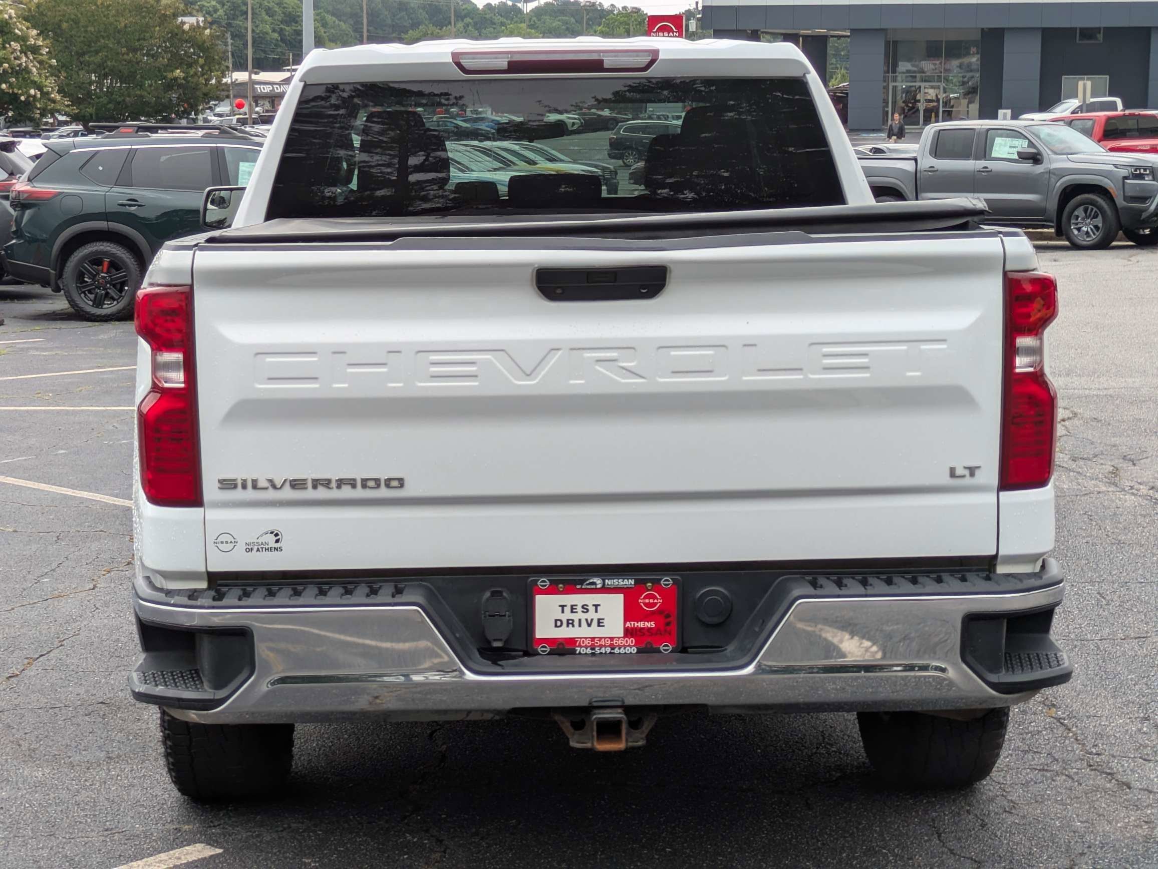 Used 2020 White Chevrolet LT image 4