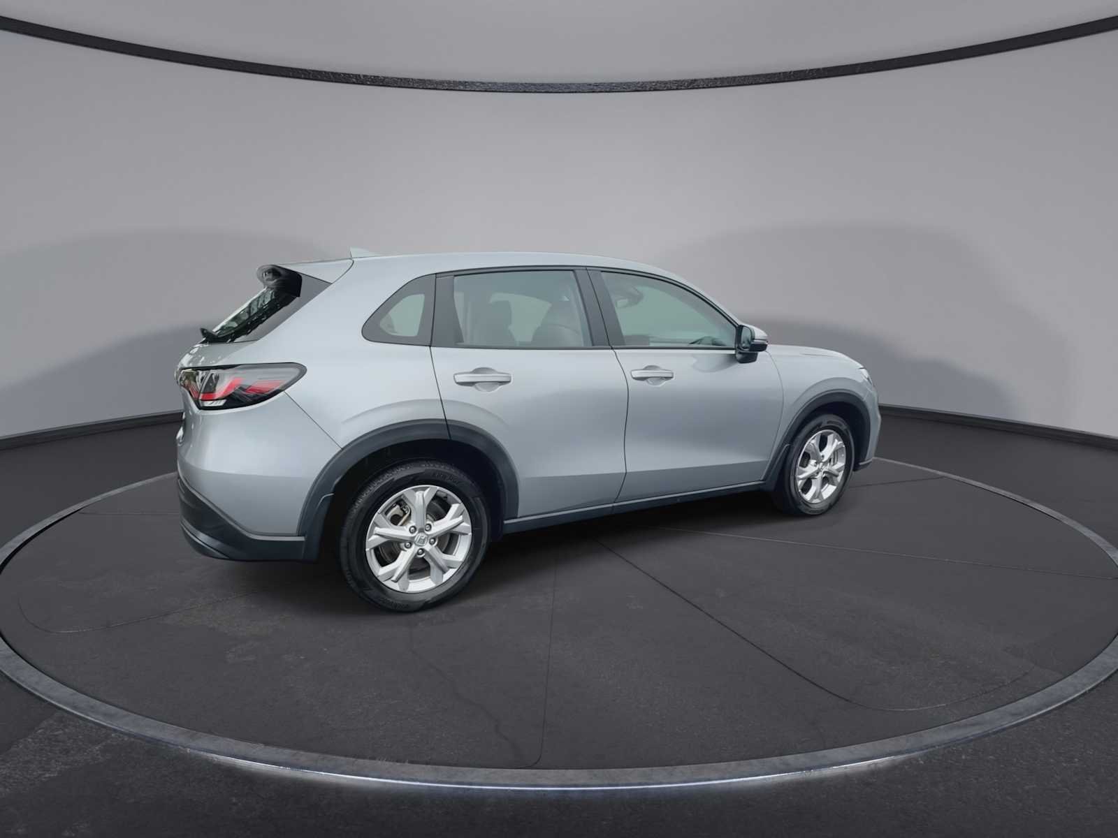 Used 2024 Lunar Silver Metallic Honda LX image 8