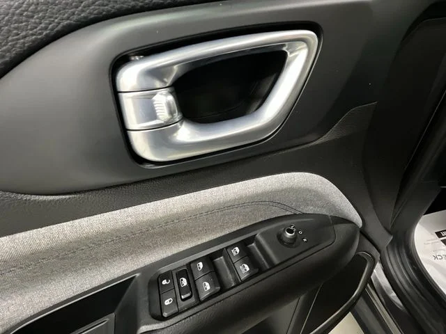 2024 Jeep Compass Latitude - Photo 23