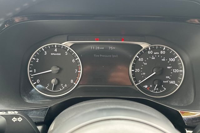 Used 2025 White Nissan SV image 23