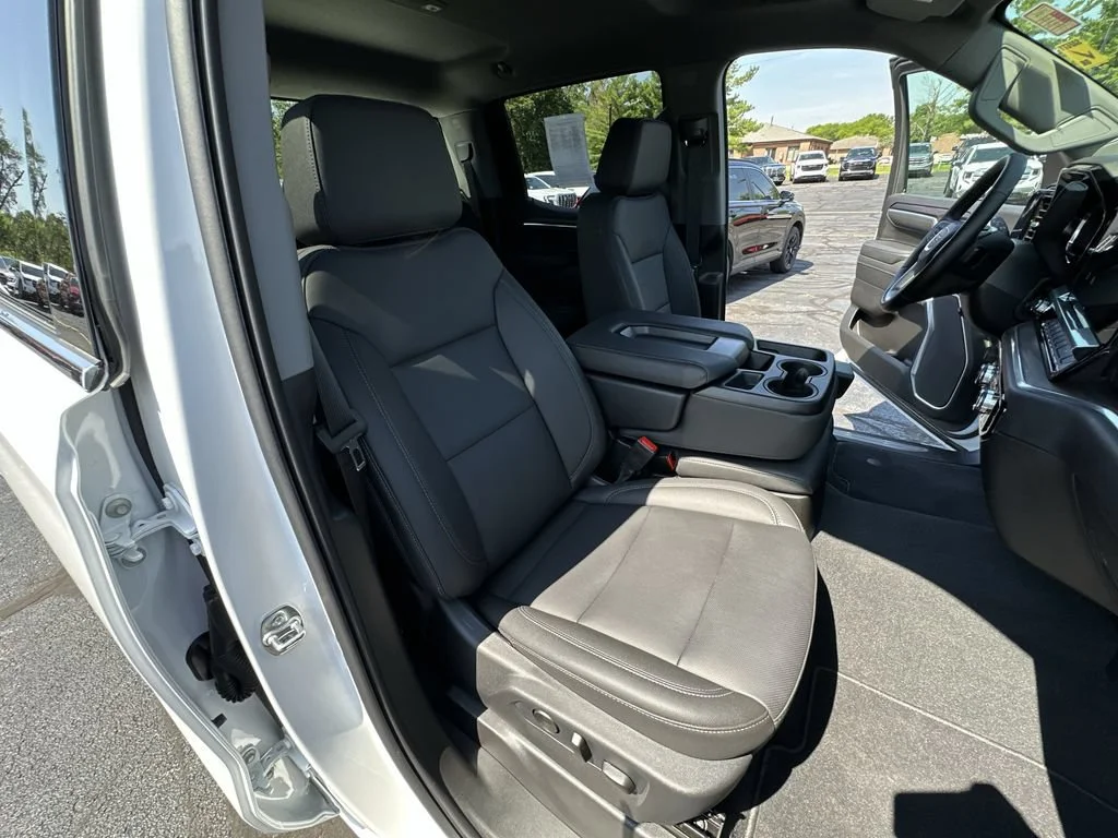 Certified Used 2026 Summit White GMC SLT image 20