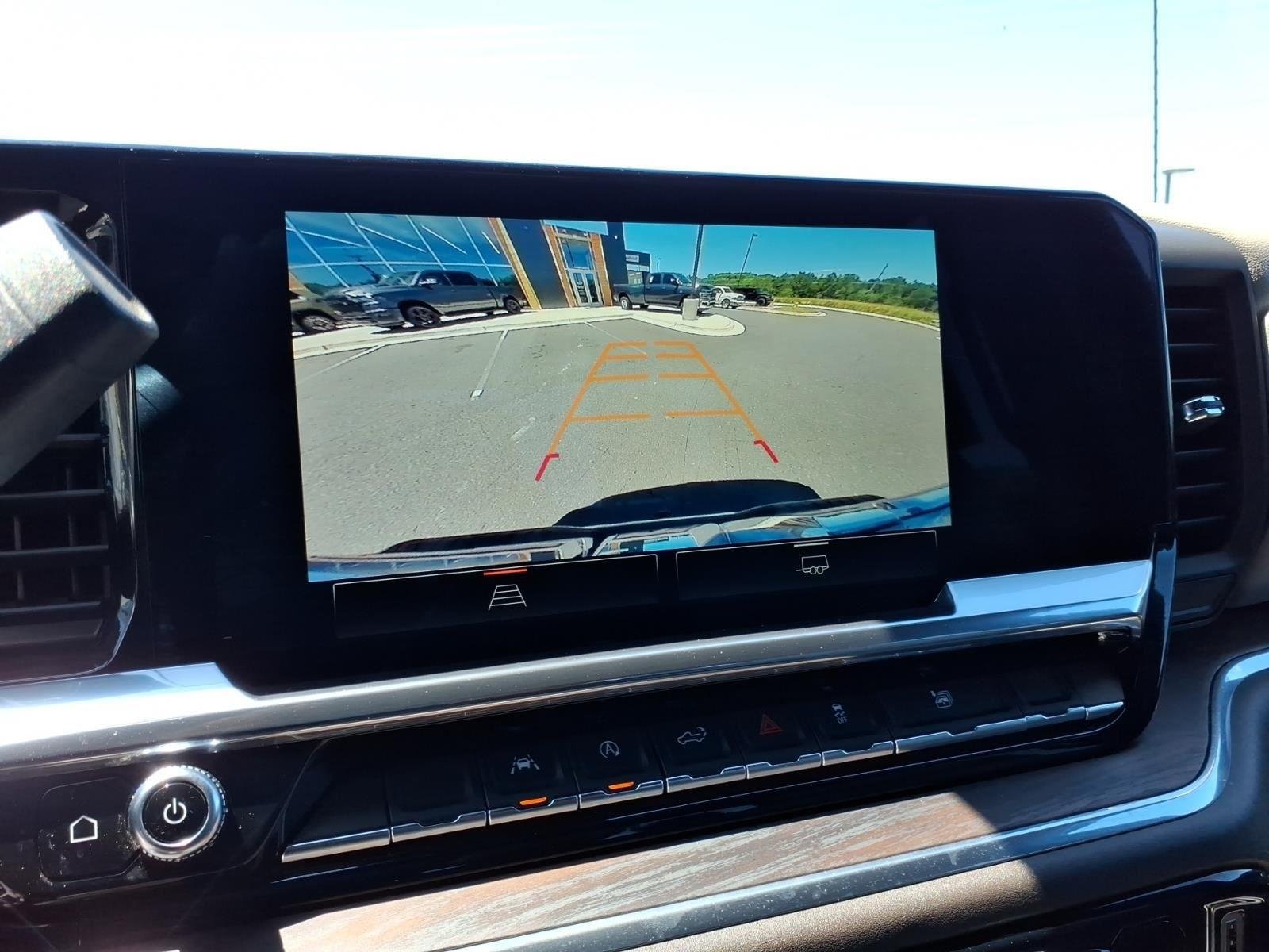 Used 2025 Onyx Black GMC SLT image 4