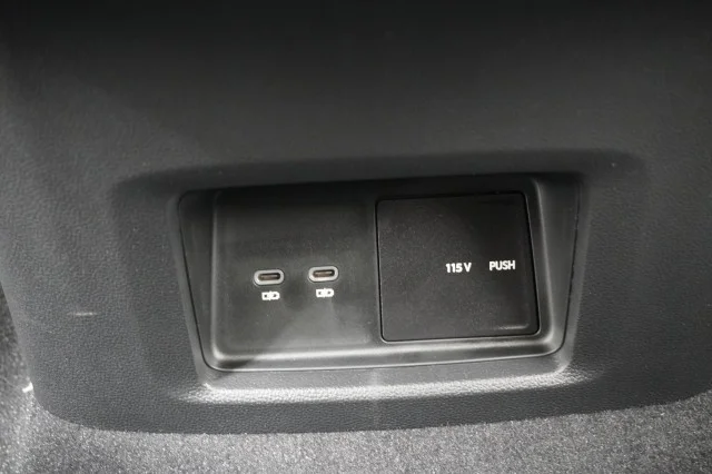 2026 Volkswagen Atlas SE w/Tech - Photo 24