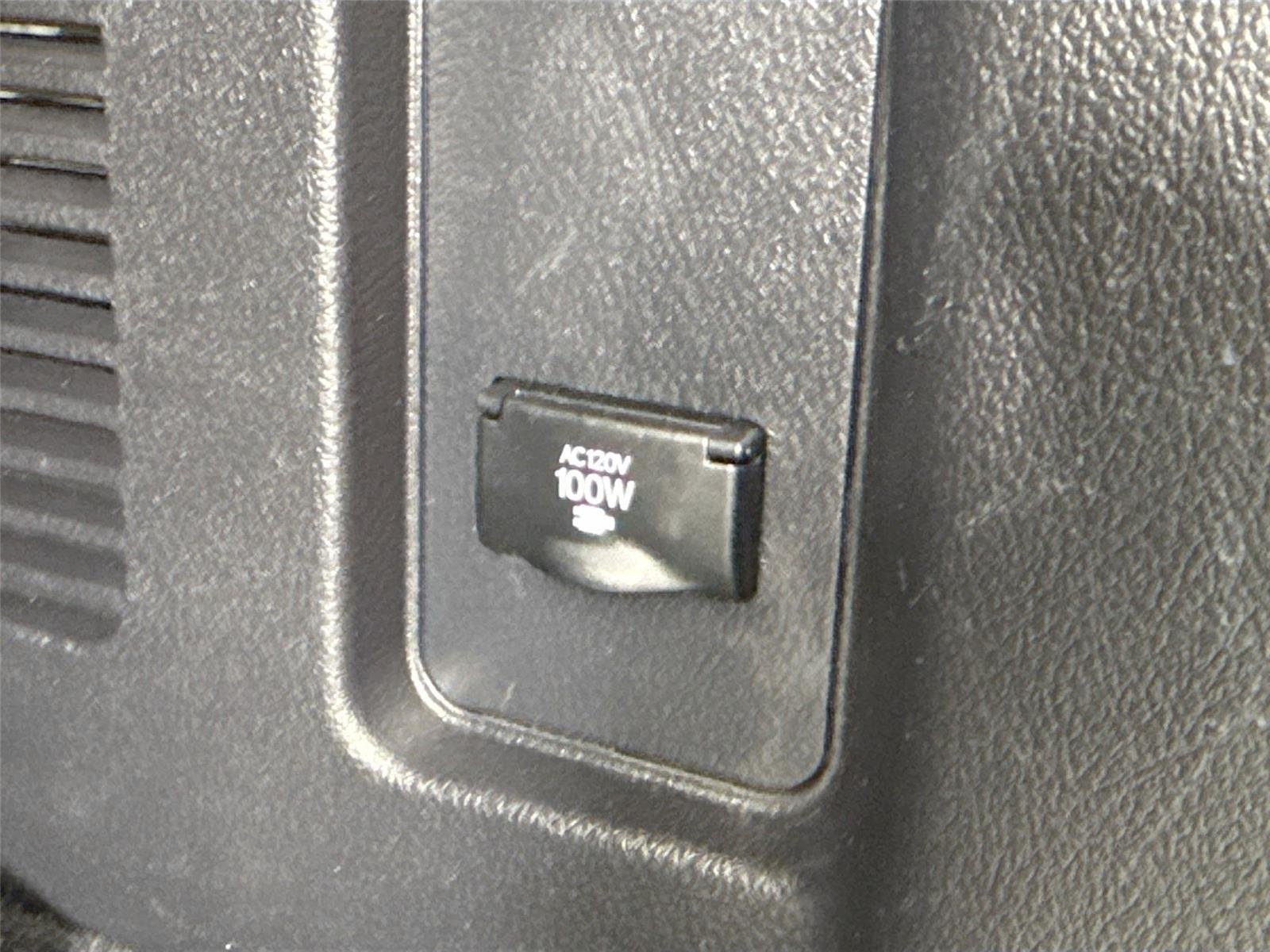 Used 2021 Atomic Silver Lexus GX 460 Premium image 38