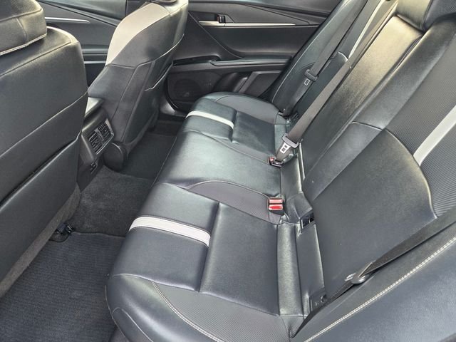 Used 2025  Toyota SE image 12