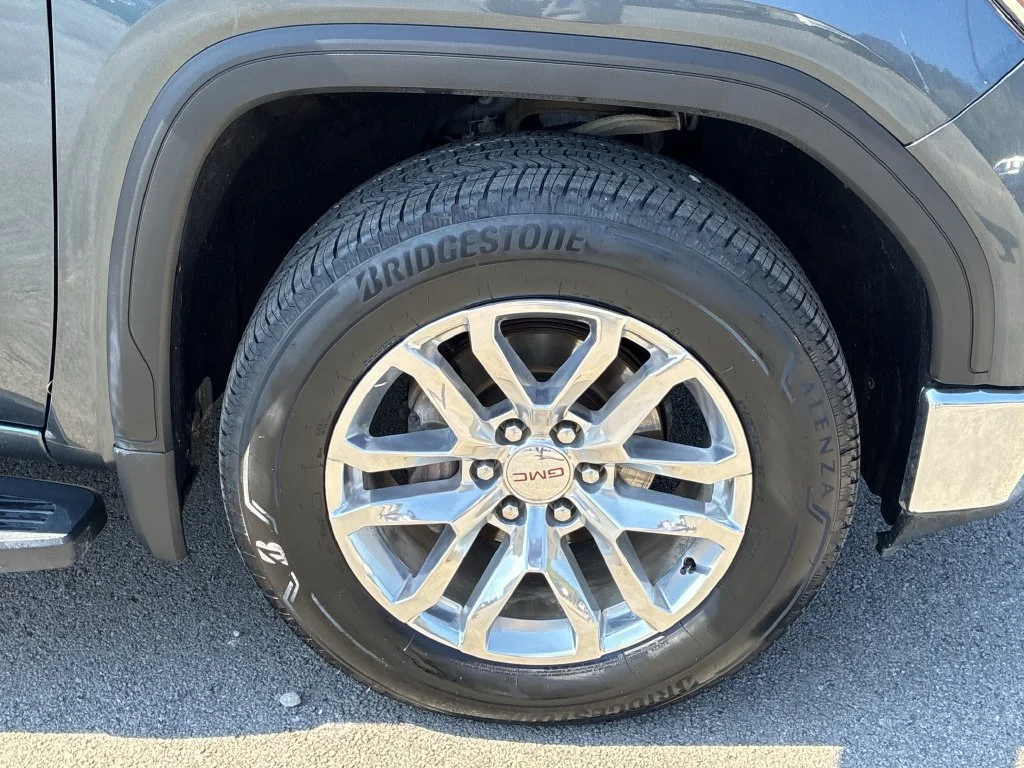 Used 2019 DARK SKY METALLIC GMC SLT image 11