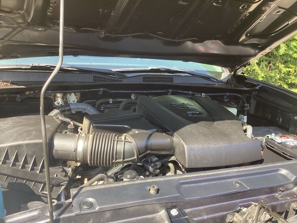 Used 2017 Gray Toyota SR5 image 20
