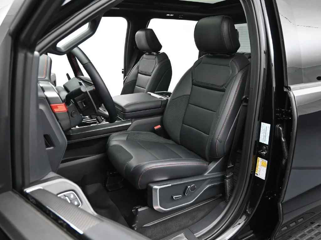 New 2026 Agate Black Metallic Ford Raptor image 8
