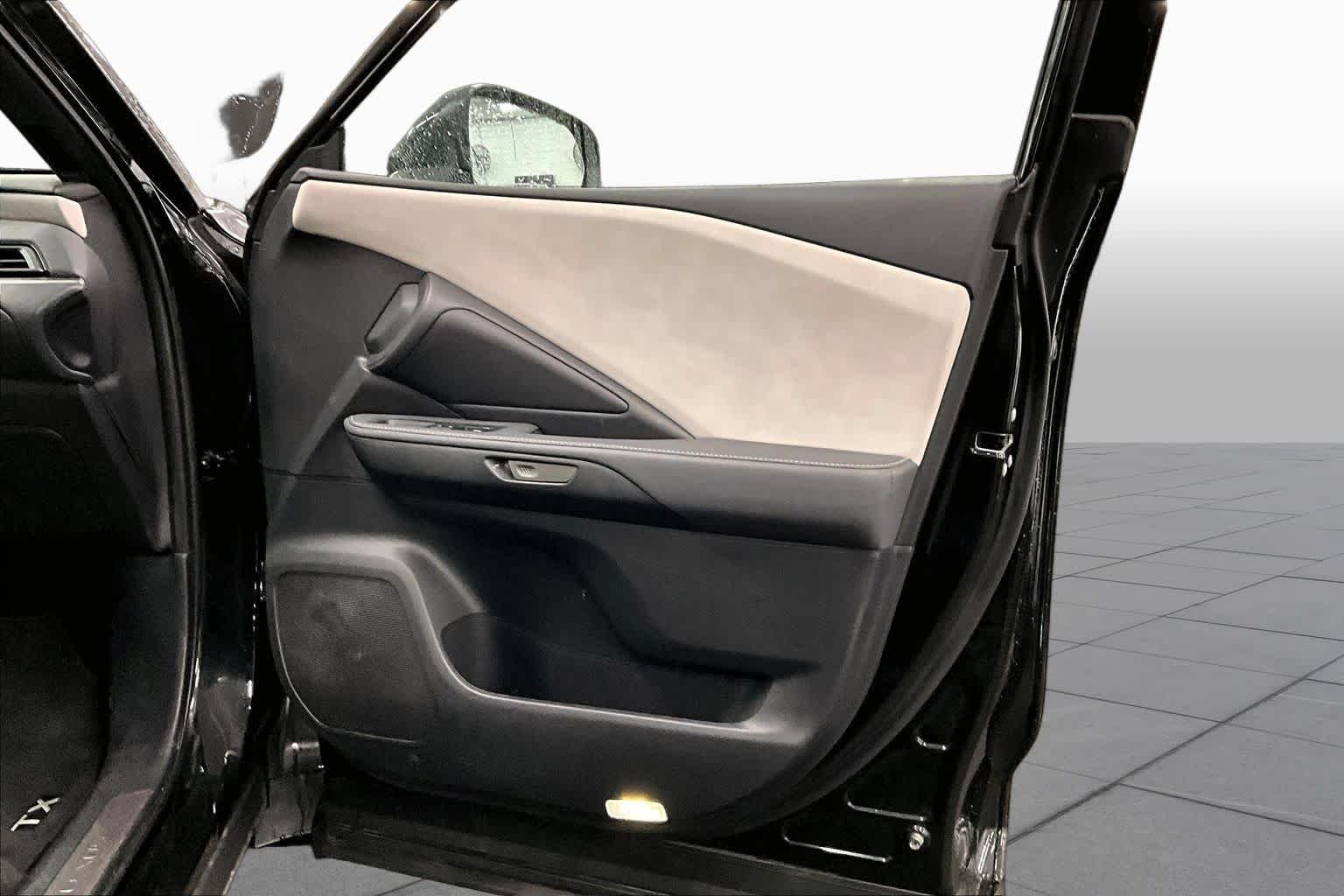 Certified Used 2025 Caviar Lexus Premium image 22