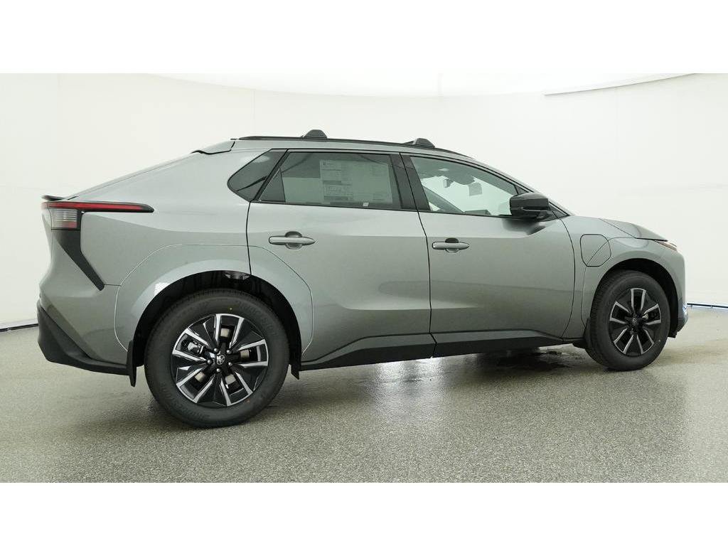 New 2026 Heavy Metal Toyota XLE image 26