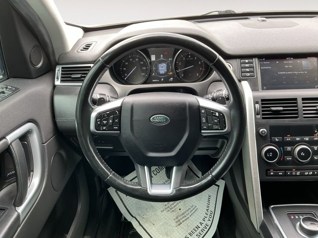 Used 2017 White Land Rover HSE Luxury image 13