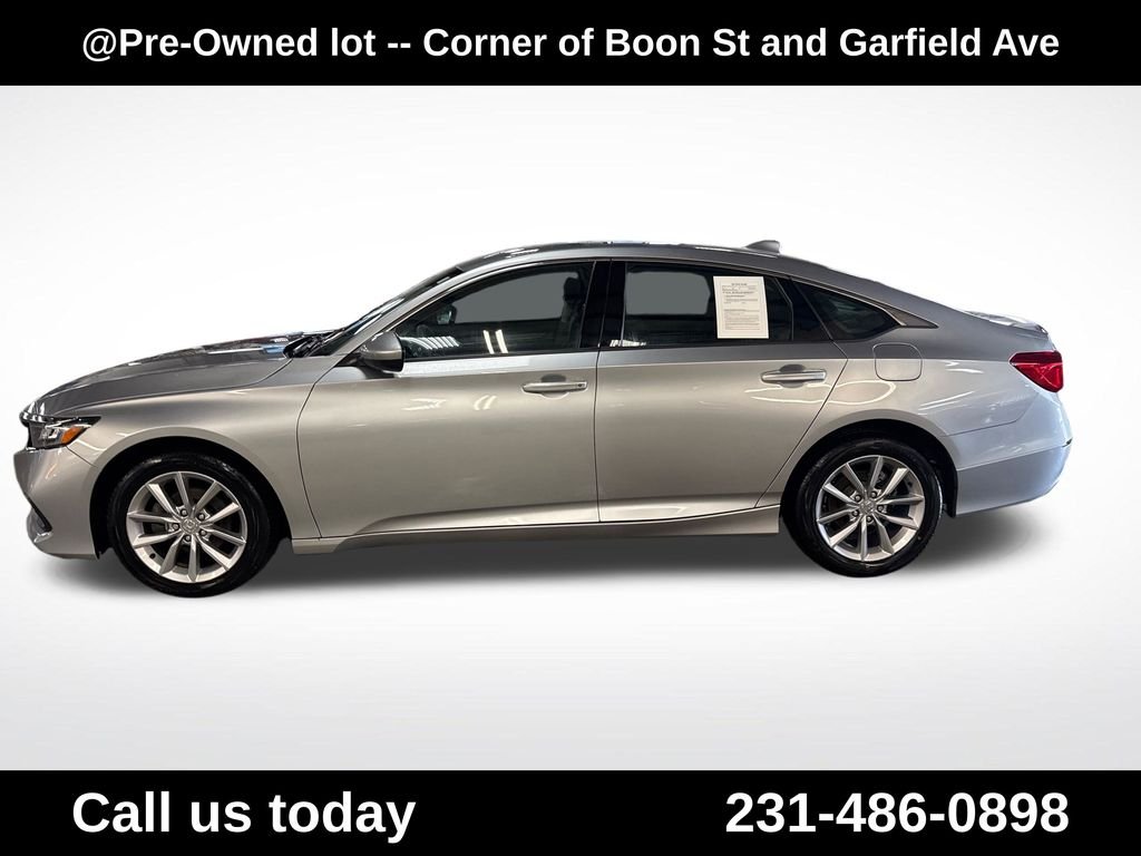 Used 2021  Honda LX image 2