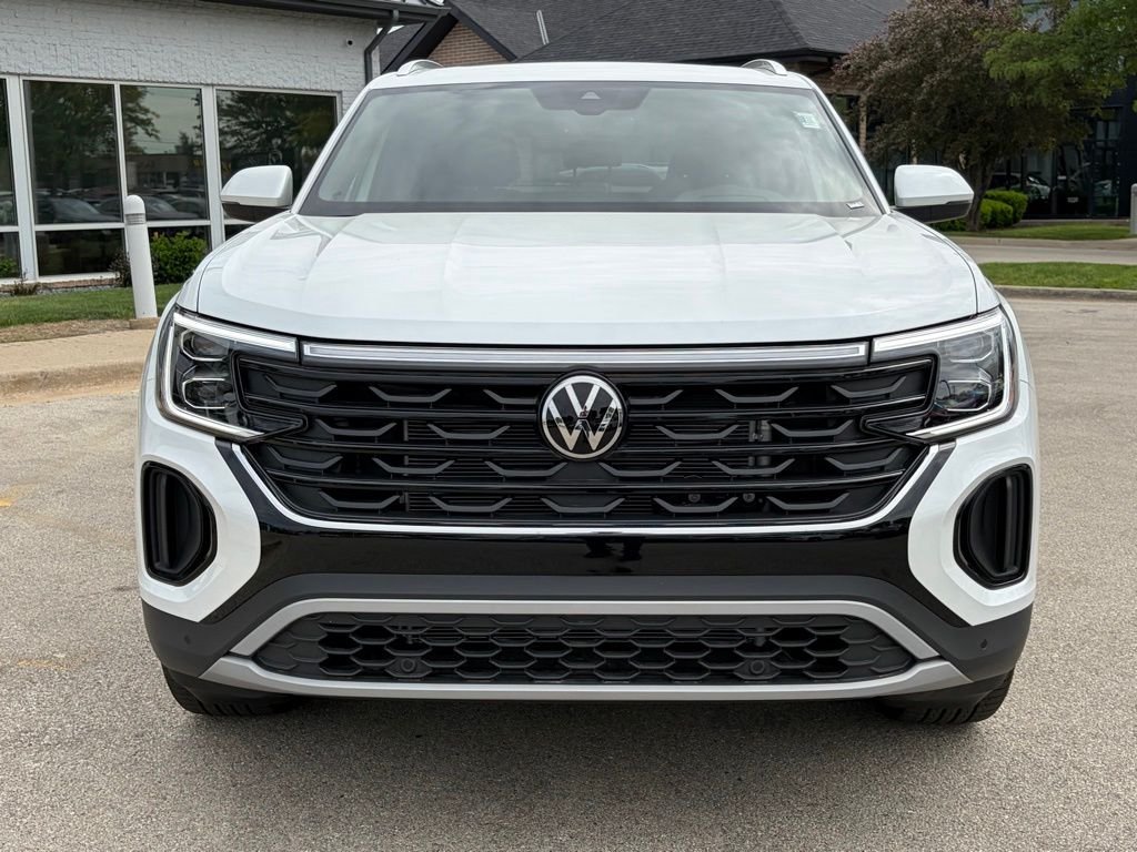 New 2026 Opal White Pearl Volkswagen 2.0T SEL image 5