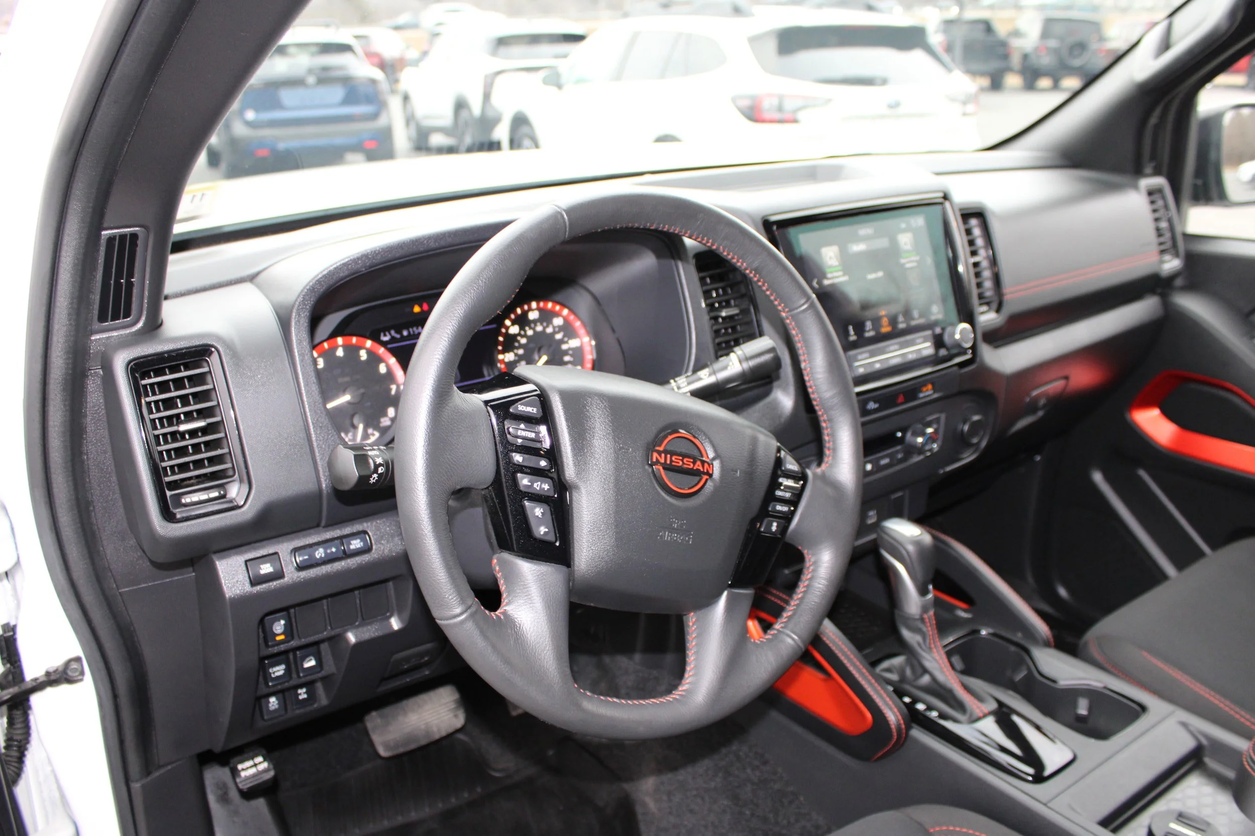 Used 2024 Glacier White Nissan PRO-4X image 10