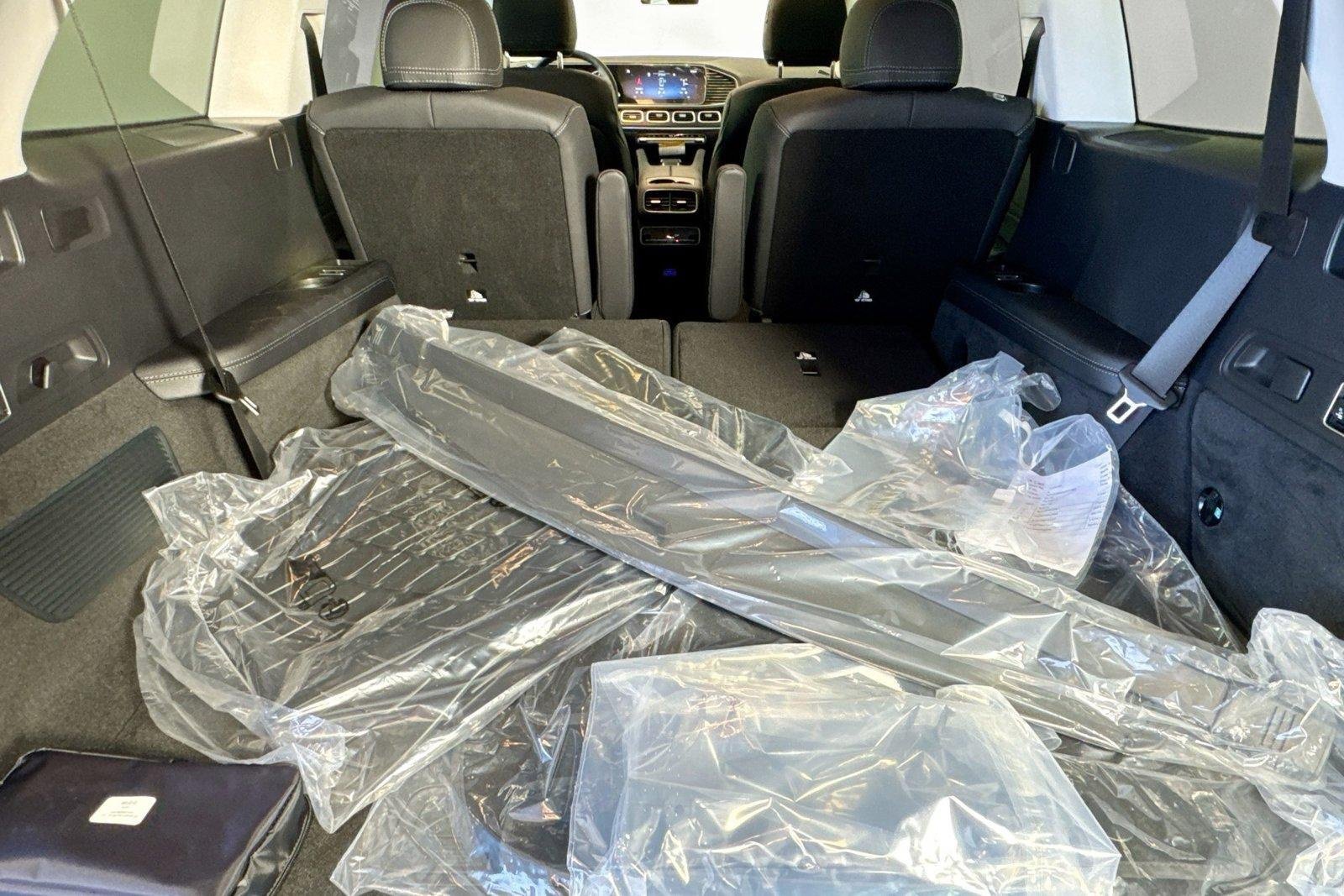 New 2026 Selenite Grey Metallic Mercedes-Benz GLS 450 image 24