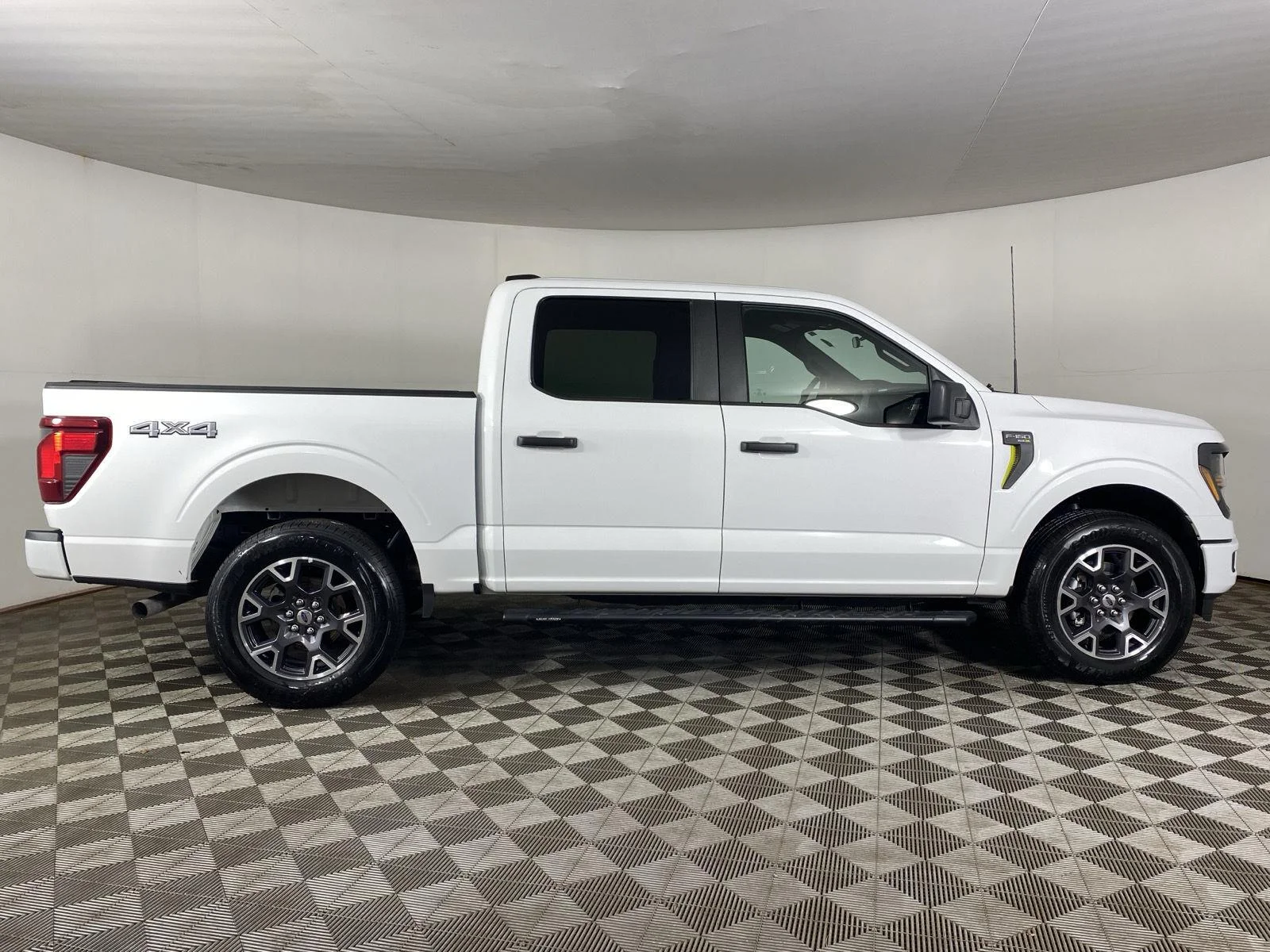 Used 2025 Oxford White Ford STX image 8