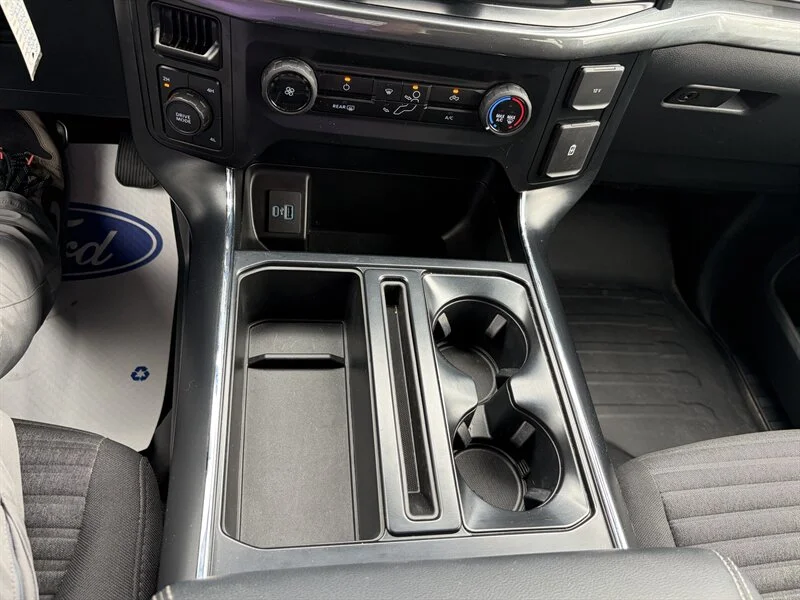 Used 2023 White Ford XLT image 8