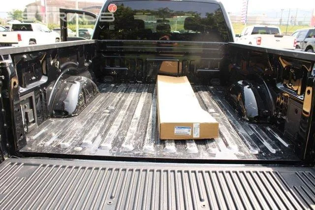 Used 2025 Black Metallic Ford XLT image 11