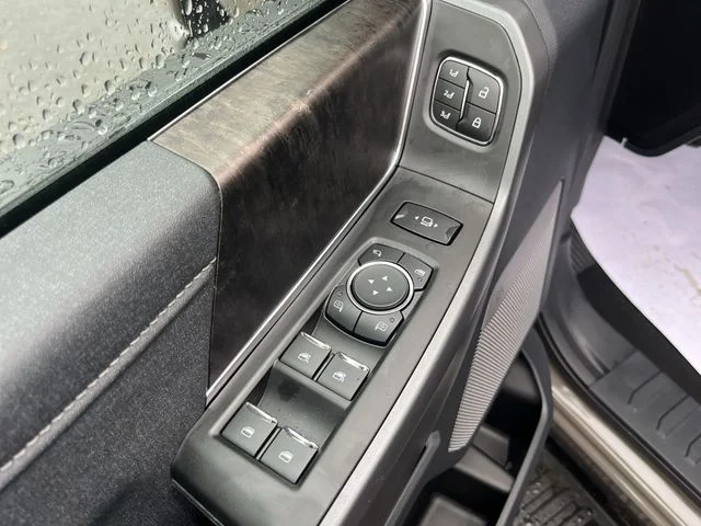 New 2026 Marsh Gray Ford F-250® Lariat® image 17