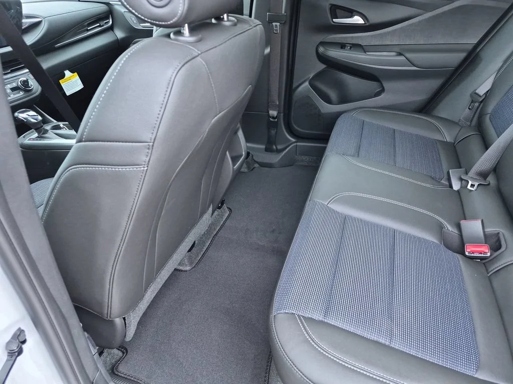 New 2026 Summit White Buick Preferred image 38