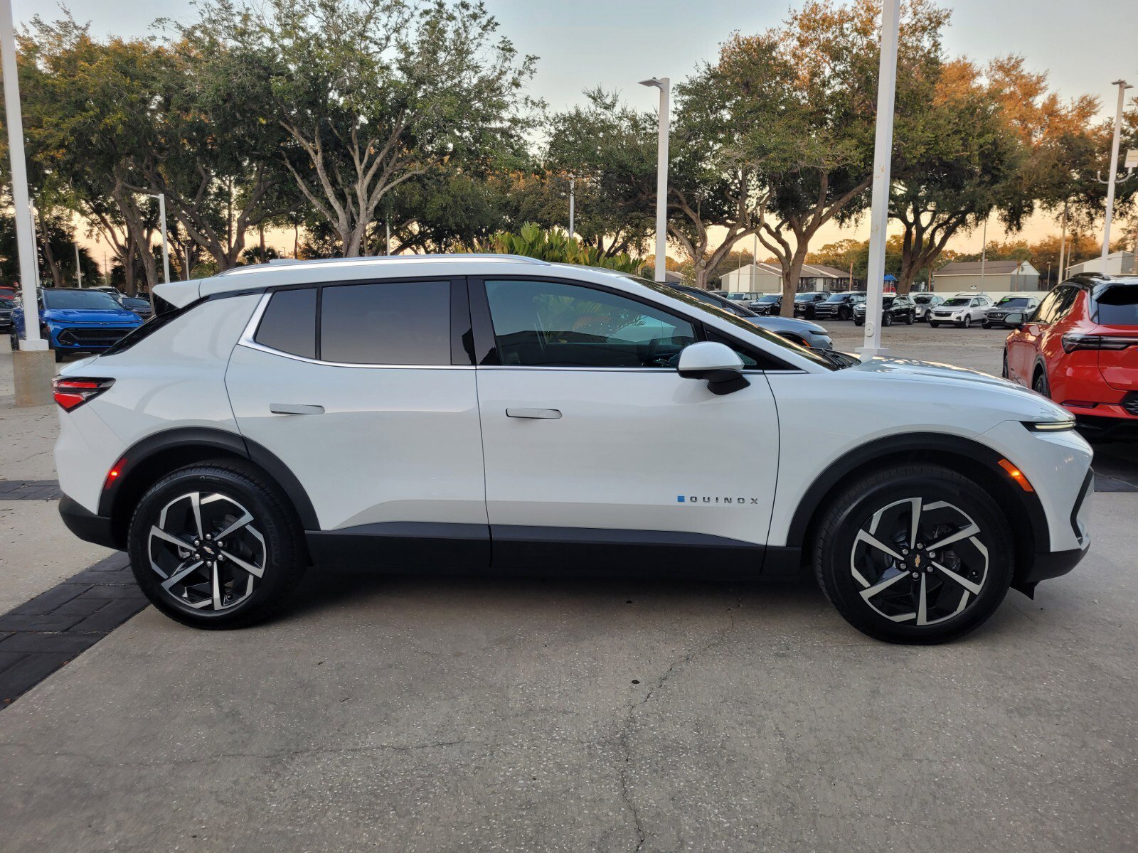 2026 Chevrolet Equinox EV 2LT - Photo 7
