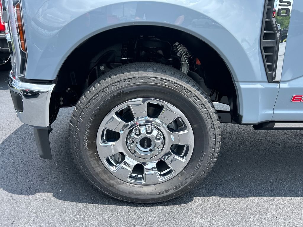 New 2026 Glacier Gray Metallic Tri-Coat Ford F-250® King Ranch® image 10