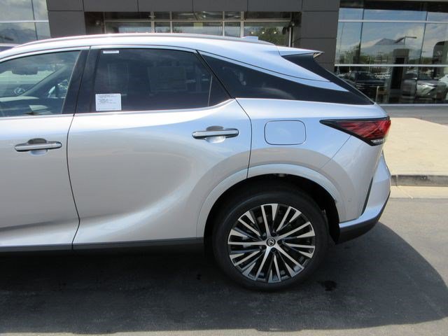 New 2026 Iridium Lexus PREMIUM PLUS image 4