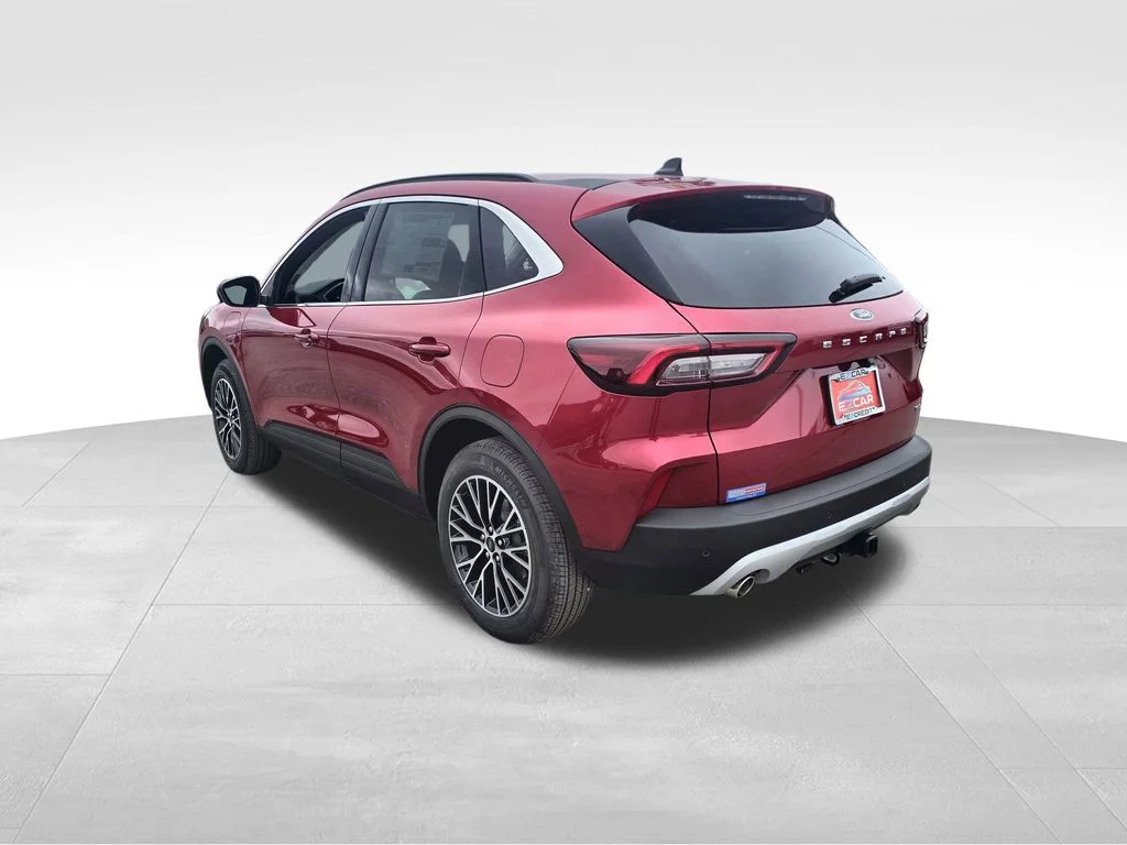 New 2026 Rapid Red Metallic Tinted Clearcoat Ford Plug-in Hybrid image 5