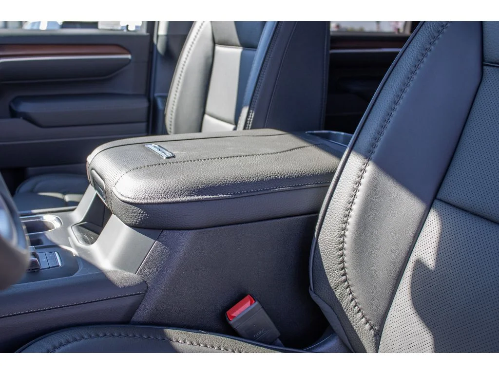 2026 GMC Sierra 3500HD Denali - Photo 26