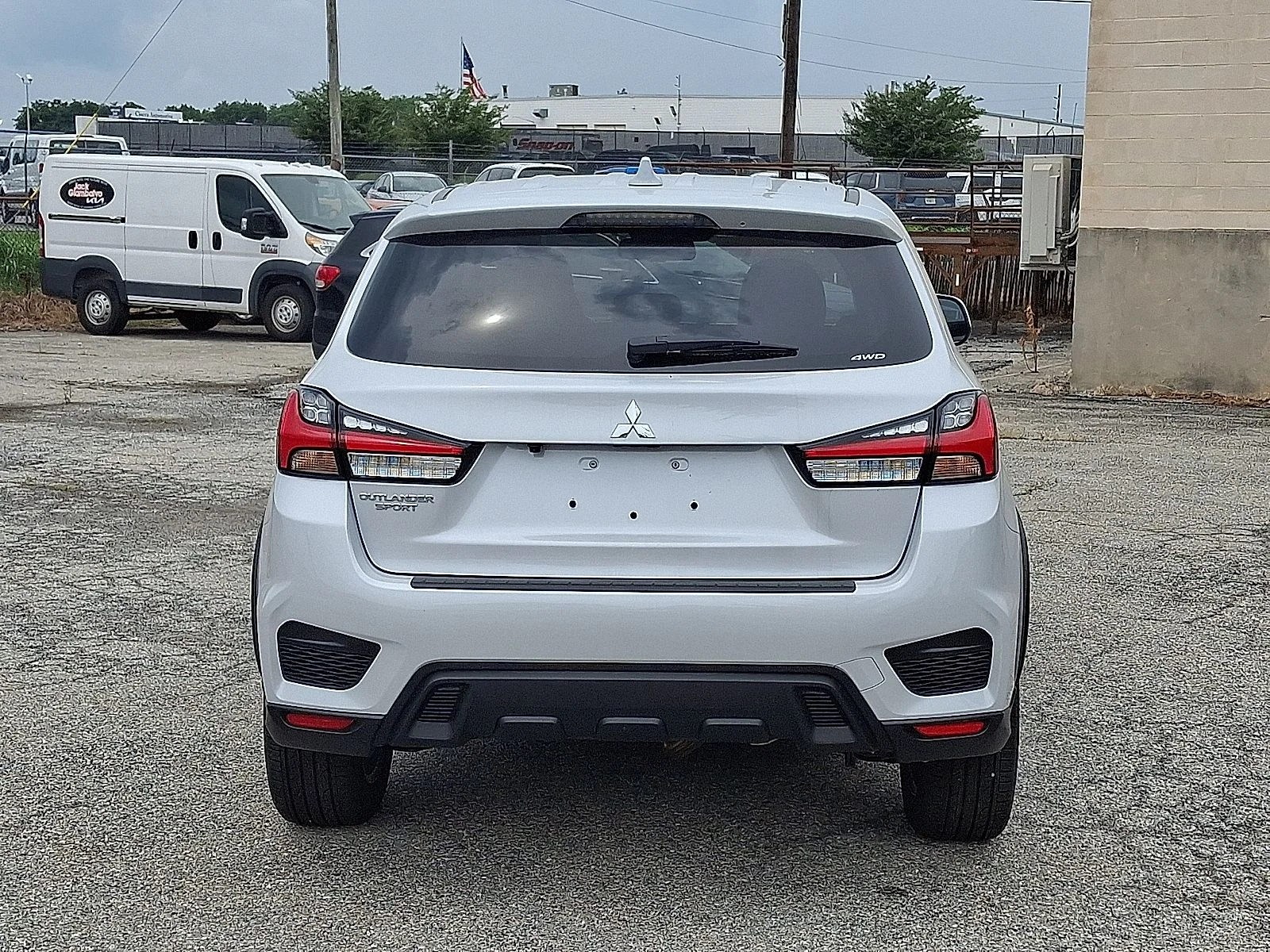 New 2026 White Mitsubishi 2.0 ES image 7