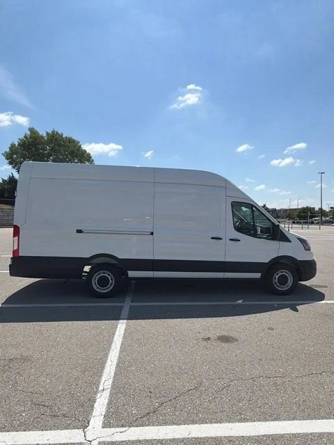 New 2026 Oxford White Ford Cargo Van image 8